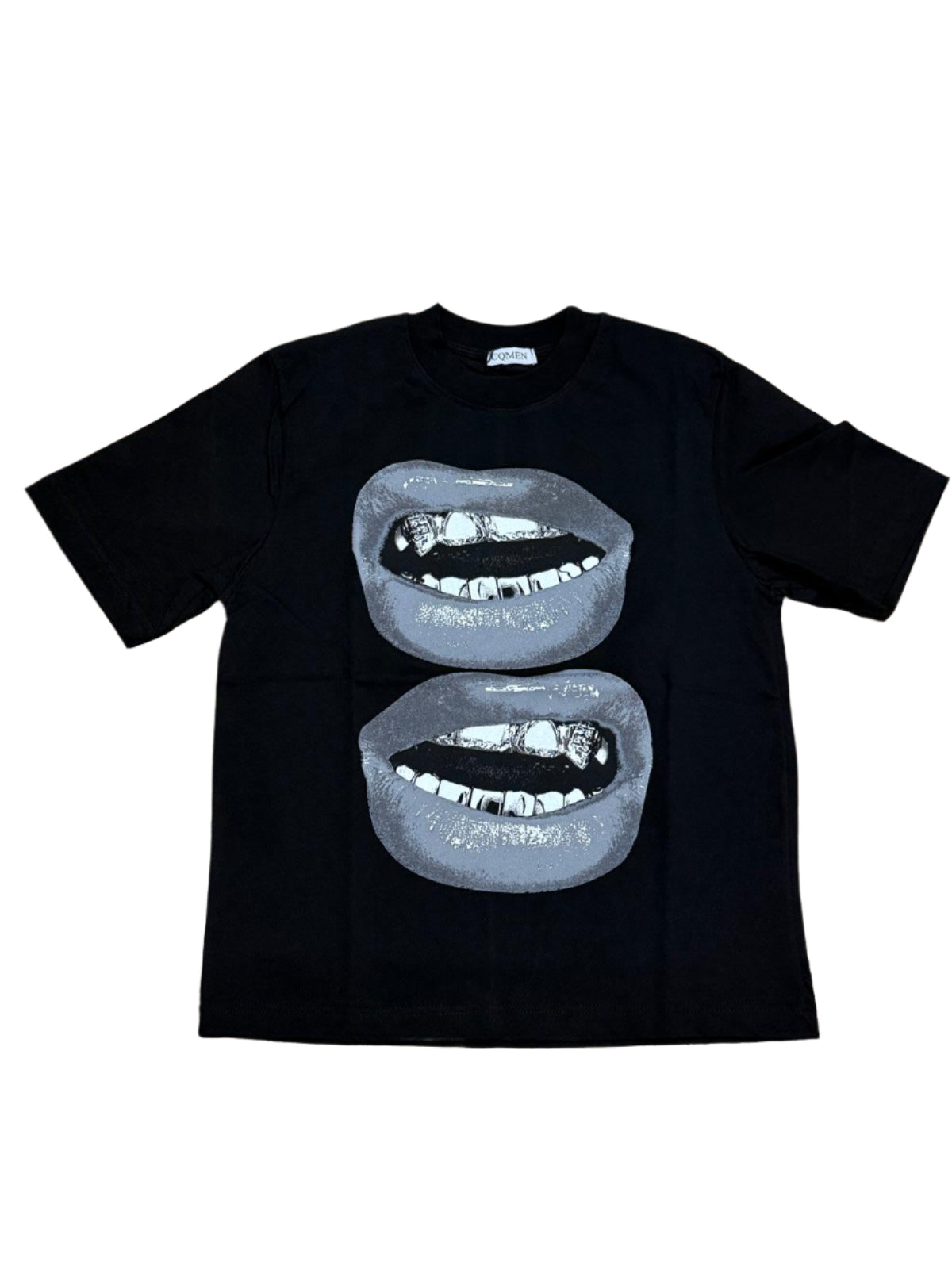 T-shirt mouth teeth